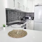 Cristianos Ljus Апартаменты *